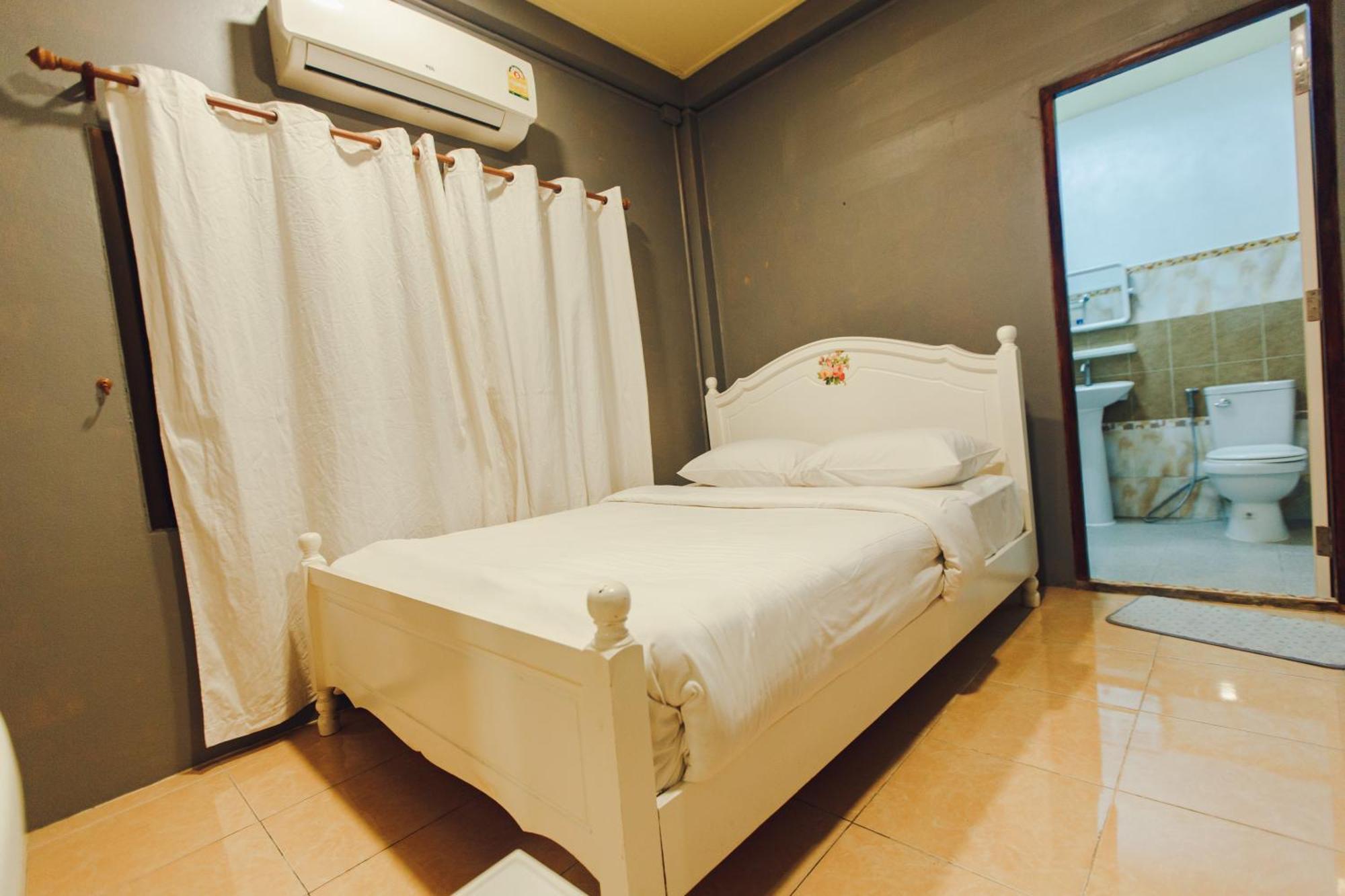Agga Cnx Hostel Čiang Mai Exteriér fotografie