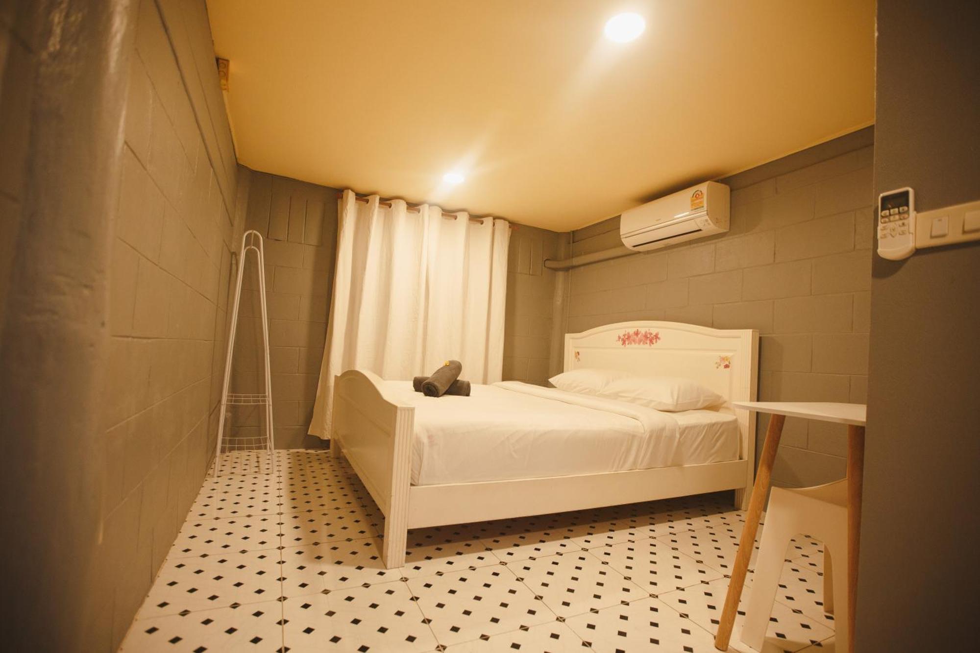 Agga Cnx Hostel Čiang Mai Exteriér fotografie